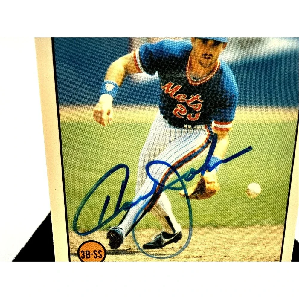 Sid Fernandez, Howard Johnson & Dave Johnson  Signed 1989 TOppdNY Mets 1986